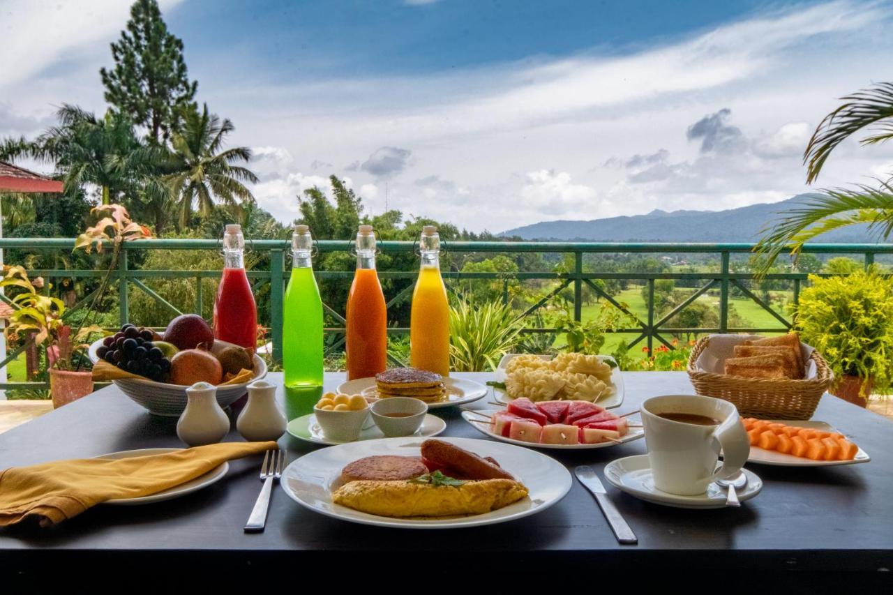 Amritara Ambatty Greens Resort Viradzspet Kültér fotó