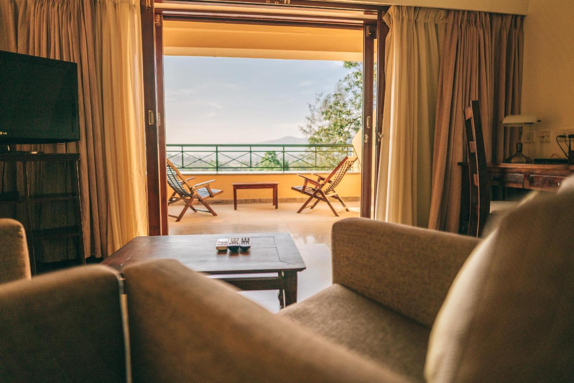 Amritara Ambatty Greens Resort Viradzspet Kültér fotó