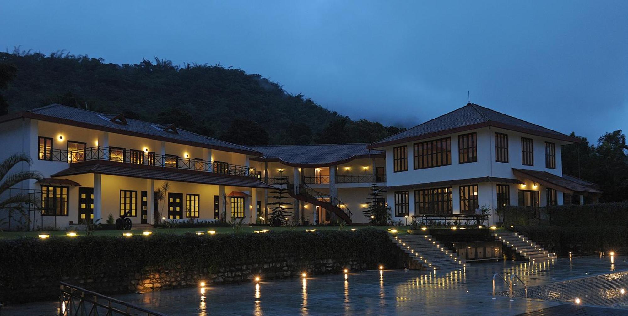 Amritara Ambatty Greens Resort Viradzspet Kültér fotó